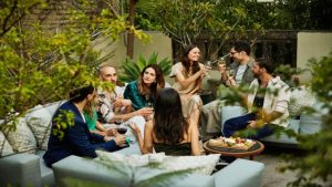 How to Host a Chill Summer Gathering with Friends Featuring Local Strains