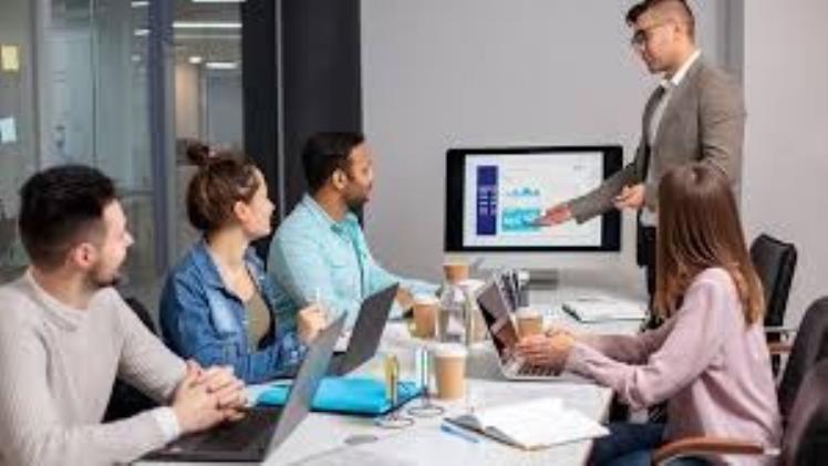 How to Manage Your Service-Type Business Effectively
